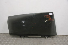 Скло двері заднє праве оригінальне тонування Toyota Corolla Verso 2004-2009 681030F020 (82423)