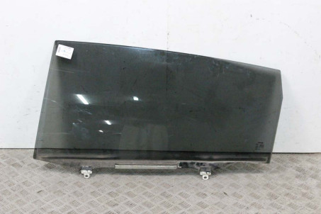 Скло двері заднє ліве оригінальне тонування Toyota Corolla Verso 2004-2009 681040F020 (82425)