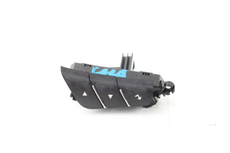 Кнопки керування на кермо RH 15- Kia Ceed (JD) 2012-2019 96700A2900 (82565)