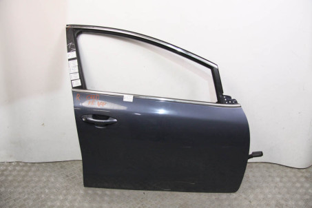 Двері передні праві дефект Kia Ceed (JD) 2012-2019 76004A2000 (82640)