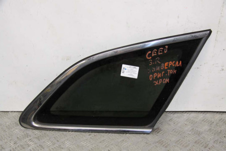 Скло в кузов заднє праве універсал оригінальне тонування хром Kia Ceed (JD) 2012-2019 87820A2610 (82730)