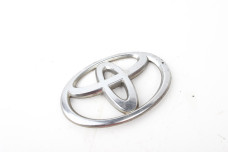 Емблема на кришку багажника Toyota Corolla E15 (E150) 2007-2013 7543102040 (82754)