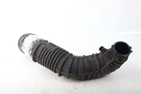 Патрубок повітряного фільтра 2.0 TDI 13- Hyundai Tucson (LM) / IX35 2010–2015 281302S050 (82884)