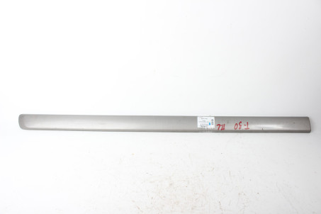 Молдинг двері передньої лівої Nissan X-Trail (T30) 2002-2007 808718H300 (83123)