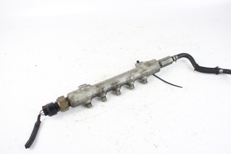 Рампа топливная в сборе 2.2 TDI Toyota RAV-4 III 2005-2012 238100R010 (83127)