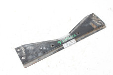 Кронштейн кузова передній Nissan Tiida (C11) 2007-2013 748A4EL000 (83369)