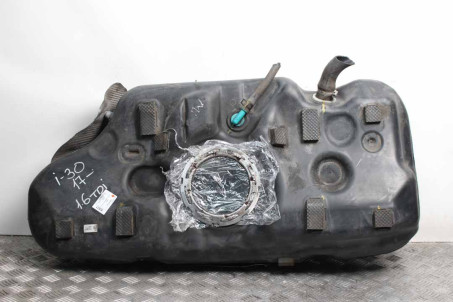 Бак паливний пластик Diesel Hyundai I30 (PD) 2017- 31150G4900 (83517)