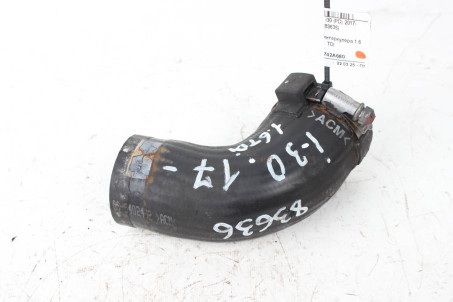 Патрубок интеркулера 1.6 TDI Hyundai I30 (PD) 2017- 282742A680 (83636)