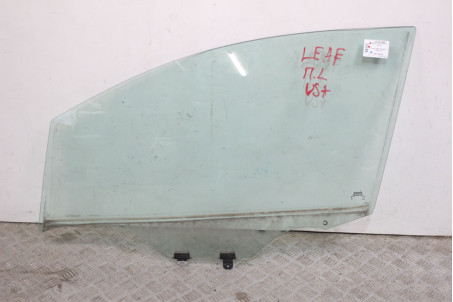 Скло двері переднє ліве USA Nissan Leaf 2010-2017 803013NF0A (84173)