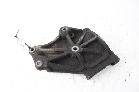 Кронштейн генератора и компрессора А/С 1.8 Mitsubishi Space Star 1998-2005 MR513093 (84372)