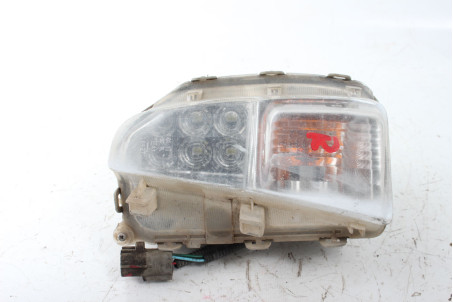 Поворотник в бампер правый дефект 12- Toyota Prius (ZVW35) 2009-2015 8151147060 (84446)