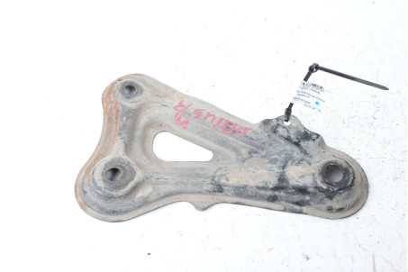 Кронштейн передней балки правый Toyota Prius (ZVW35) 2009-2015 5225721040 (84654)