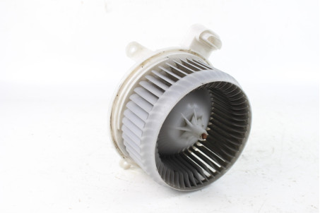 Моторчик печки Toyota Prius (ZVW35) 2009-2015 8710347041 (84715)