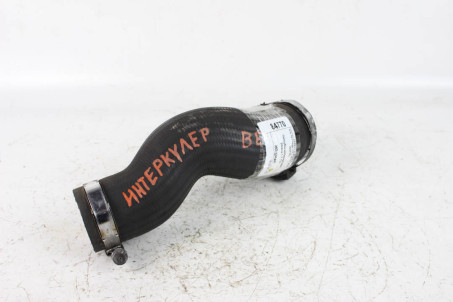 Патрубок інтеркулера гума 1.7 TDI Kia Sportage (QL) 2015-2021 282742A440 (84770)