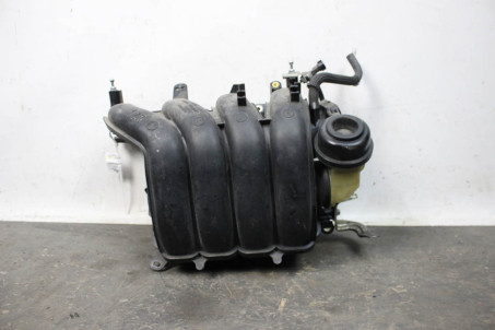 Колектор впускний пластик 1.6 Toyota Corolla E16 (E160) 2013-2018 171200T031 (84792)