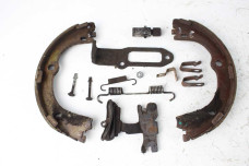 Механізм гальмівний правий Kia Sportage (QL) 2015-2021 58270D7000 (84832)