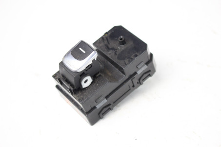 Кнопка стеклоподъемника одиночная Kia Sportage (QL) 2015-2021 93581D9000 (85067)