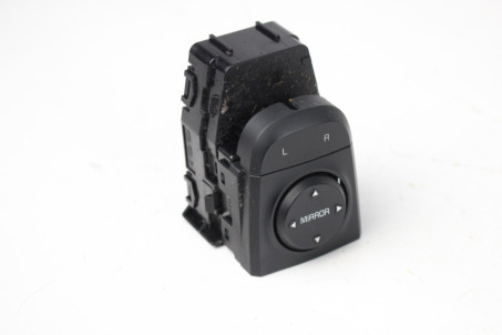 Блок управления зеркалами Kia Sportage (QL) 2015-2021 93530D9100 (85081)