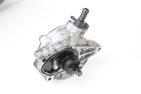 Насос вакуумный 1.7 TDI Kia Sportage (QL) 2015-2021 288102A650 (85189)