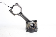 Шатун разом з поршнем 1.7 TDI Kia Sportage (QL) 2015-2021 235102A400 (85202)