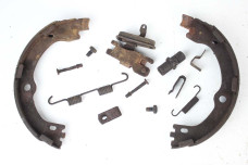 Механизм тормозной правый 2.2 TDI Kia Sorento (UM) 2015-2020 58270C5000 (85280)