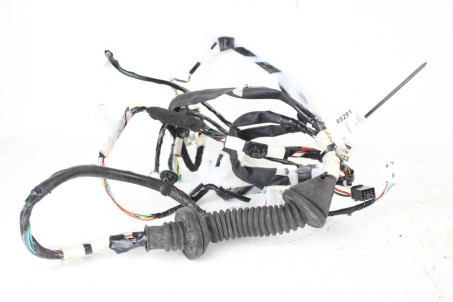 Проводка двери передней Toyota Corolla E16 (E160) 2013-2018 821510Z (85291)