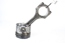 Шатун разом з поршнем 2.2 TDI Toyota RAV-4 III 2005-2012 132010R010 (85296)