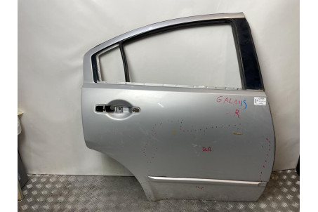 Двері задні праві дефект USA Mitsubishi Galant (DJ) 2003-2012 MN150252 (85415)
