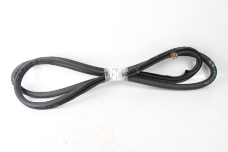 Уплотнитель двери задней левой Mitsubishi Galant (DJ) 2003-2012 MR599971 (85464)