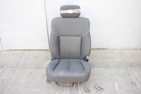 Сиденья переднее одинарное LHR Mitsubishi Galant (DJ) 2003-2012 6901A883XB (85582)