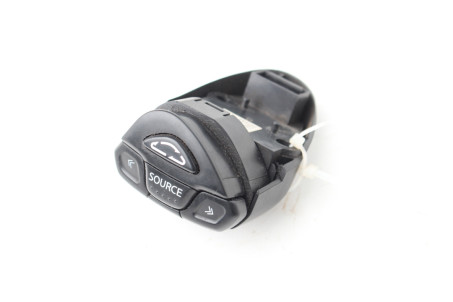 Кнопки управления на руль Nissan X-Trail (T30) 2002-2007 25552EQ300 (85701)