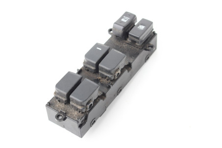 Блок управления стеклоподъемниками Kia Soul (AM) 2008–2013 935702K000WK (85903)