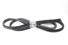 Ущільнювач двері передньої правої Kia Soul (AM) 2008–2013 821202K000 (85986)