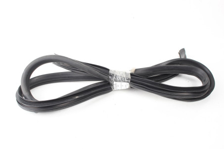 Уплотнитель двери задней левой Kia Soul (AM) 2008–2013 831102K000 (85987)