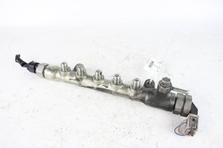 Рампа паливна в зборі з датчиком 2.2 TDI Mazda CX-5 (KF) 2017- SH0113GC0 (86244)