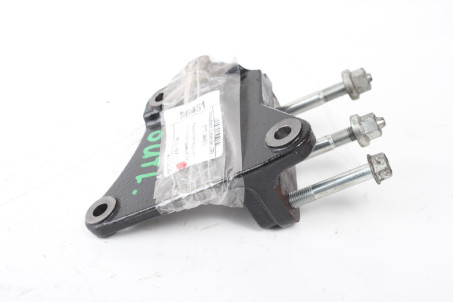 Кронштейн подушки двигуна правий 2.4 Mitsubishi Outlander (GF) 2012- 1091A237 (86451)
