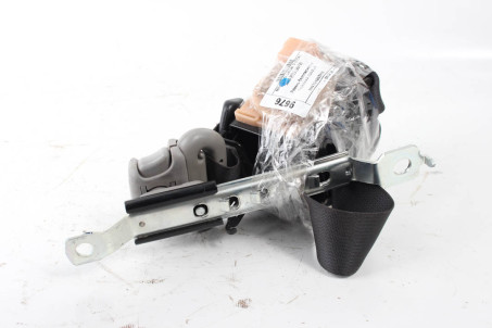 Ремень безопасности передний правый Mitsubishi Lancer 9 (CSA) 2003-2009 MN134962HA (9676)