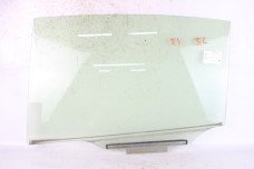 Скло двері заднє ліве Subaru XV 2011-2016 62011FJ031 (98198)