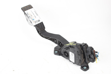 Педаль газа электро Suzuki Vitara (LY) 2015- 4940068L01 (98332)