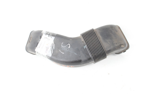 Повітрозабірник 1.6 TDI Suzuki Vitara (LY) 2015- 1376655P00 (98558)