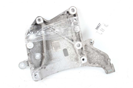 Кронштейн крепления компрессора А/С 1.6 TDI Suzuki Vitara (LY) 2015- 9511155P00 (98637)