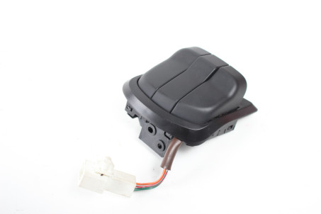 Кнопки керування телефоном на кермо Suzuki Vitara (LY) 2015- 75E890340408 (98641)