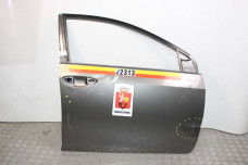 Двері передні праві дефект Toyota Corolla E16 (E160) 2013-2018 6700102390 (98645)