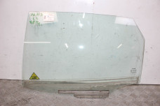 Скло двері заднє ліве хетчбек Toyota Auris 2012-2020 6810402340 (98842)