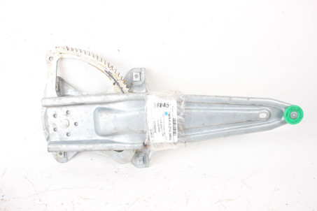 Склопідйомник задній правий електро (без моторчика) Toyota Auris 2012-2020 6983002240 (98845)