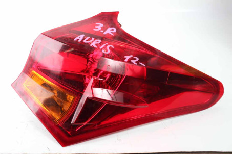 Ліхтар правий хетчбек Toyota Auris 2012-2020 8155102740 (99159)