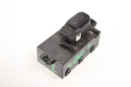 Кнопка склопідіймача одиночна задня ліва Kia Soul (PS) 2013-2019 93580B2000CA (99413)