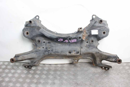 Балка передньої підвіски Toyota Auris 2012-2020 5120102101 (99433)