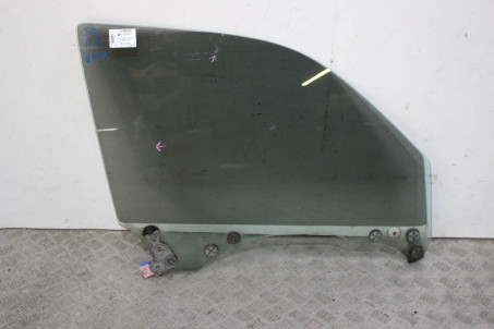 Скло двері переднє праве дефект Subaru Forester (SG) 2002-2008 61011SA000 (99591)