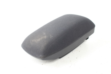 Підлокітник тканина Toyota Auris 2012-2020 5890502A20C0 (99888)